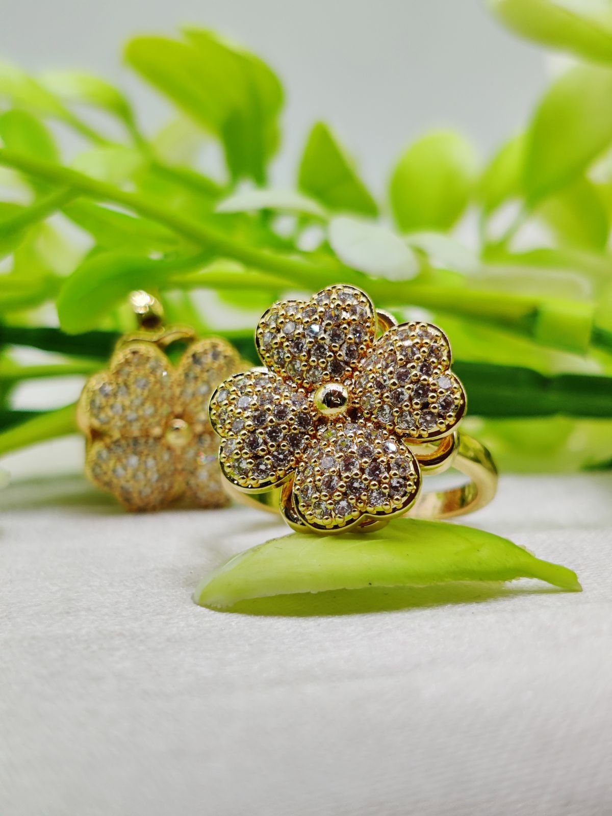 1 Piece Imported Blossoming Elegance Moveable Ring â€“ Gold &amp; Silver Color Options ðŸŒŸ | Luxurious Design Ring | Adjustable Ring | Ring For Girls &amp; Women âœ¨