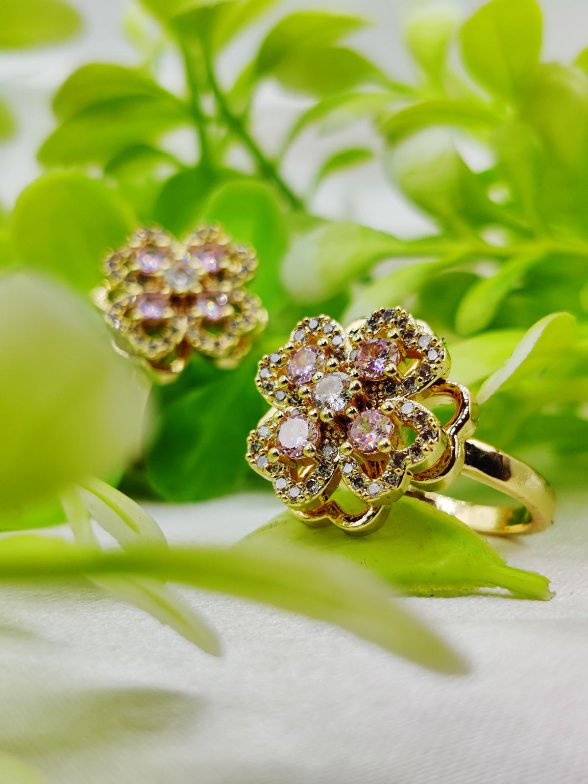 1 Piece Imported Elegant Moveable Floral Cluster Ring with Sparkling Zircon Detailing ðŸŒŸ | Luxurious Design Ring | Adjustable Ring | Ring For Girls &amp; Women âœ¨