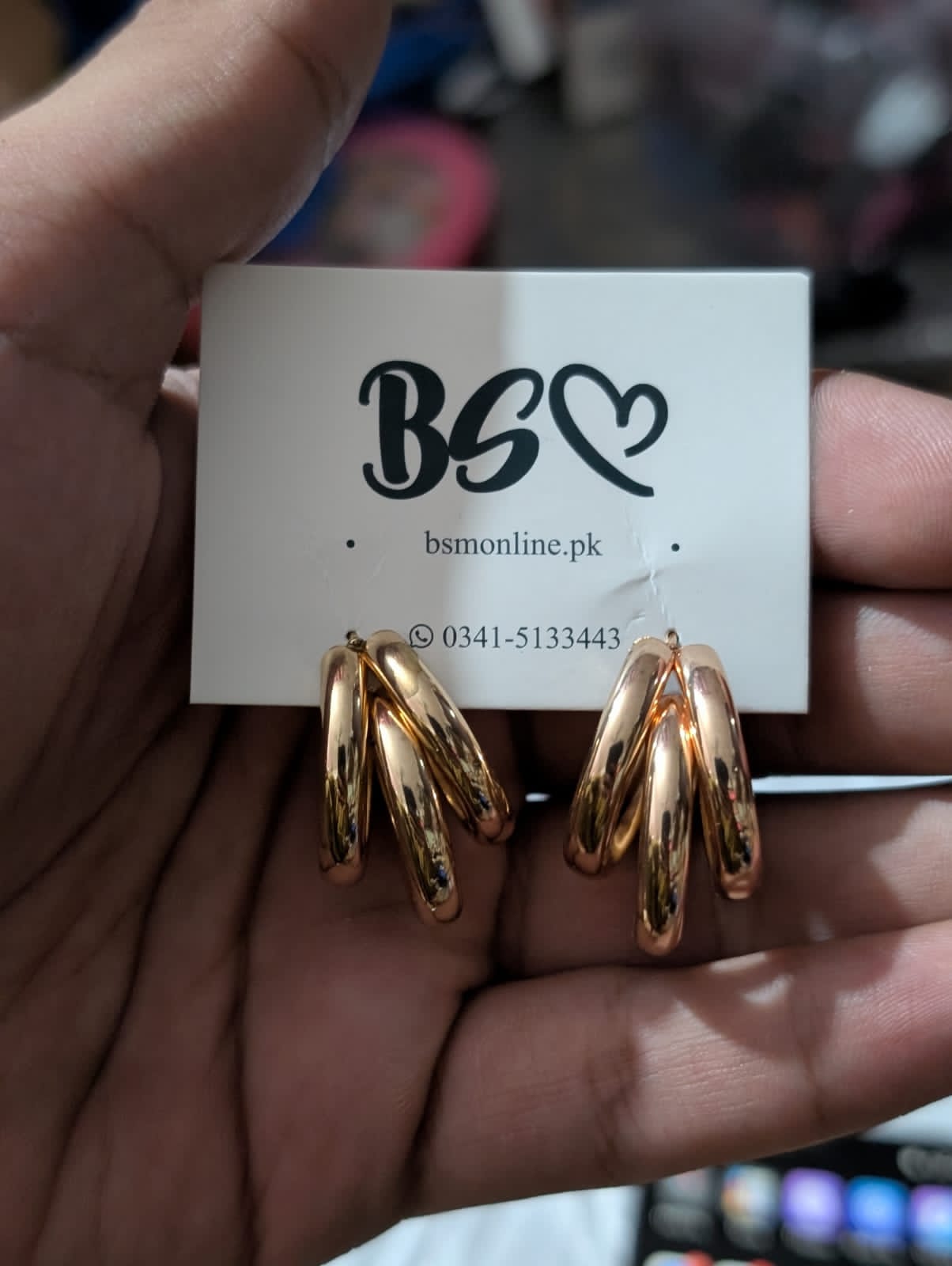 Punk Oval Hoop Earrings Metallic Geometric Ear Buckle Minimalist Style U-shaped Daily Life Earring Accessories For Women Round Piercing Jewelry Gift