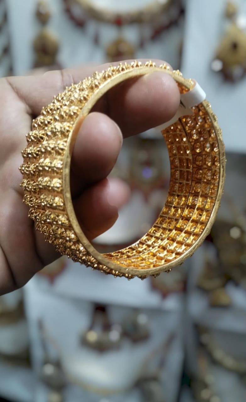 Golden Brass Bangles for Women â€“ 1 Pair Artificial Jewelry Bangles in Bright Gold Color for Daily Use, Festive Wear, and Party Styling