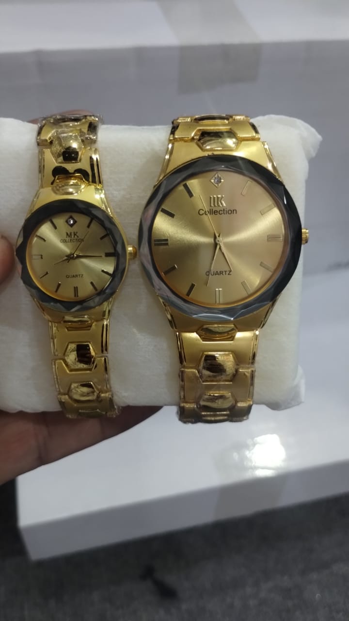 Elegant Couple Watch Set â€“ Luxury Quartz Wristwatches for Him &amp; Her with Dual-Tone Metal Strap